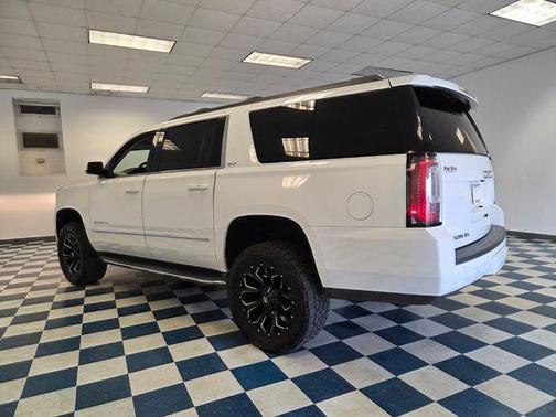 Summit White 2018 GMC Yukon XL SLT