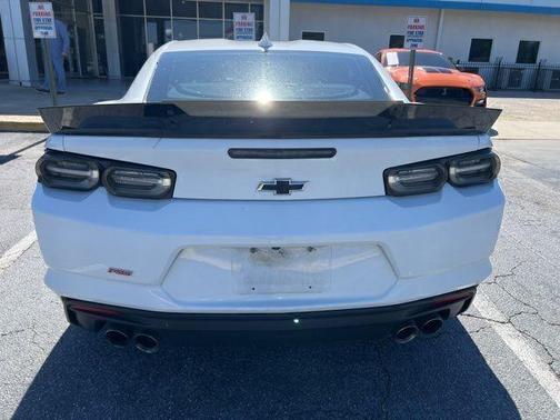 Summit White 2022 Chevrolet Camaro LT1