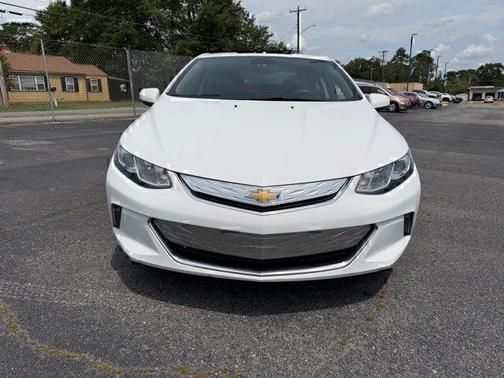 Summit White 2018 Chevrolet Volt LT