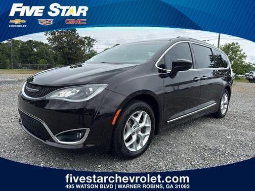Cordovan 2018 Chrysler Pacifica Touring-L Plus
