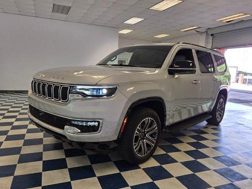 Silver Zynith 2025 Jeep Wagoneer Base
