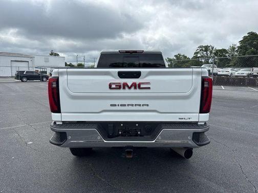 Summit White 2024 GMC Sierra 2500 SLT