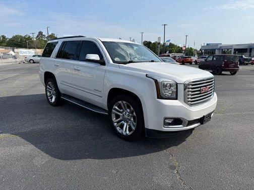 White Frost 2017 GMC Yukon SLT