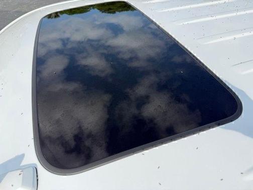 White Frost 2017 GMC Yukon SLT