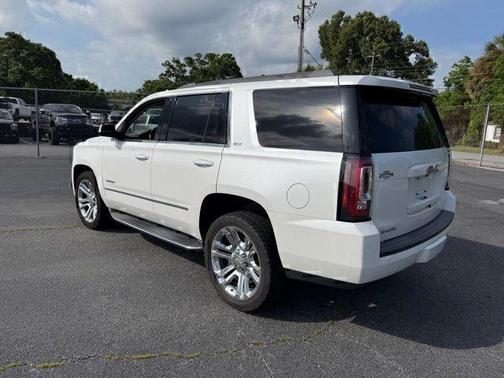 White Frost 2017 GMC Yukon SLT