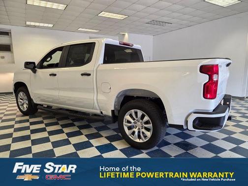 Summit White 2026 Chevrolet Silverado 1500 Custom