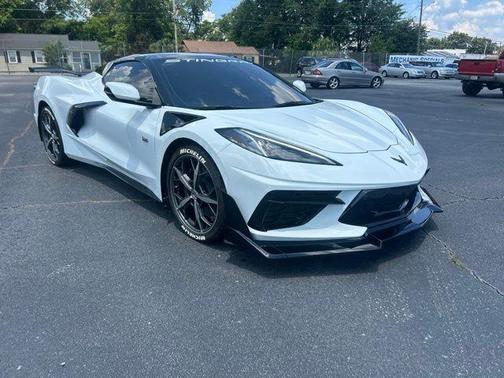 Arctic White 2021 Chevrolet Corvette Stingray w/3LT