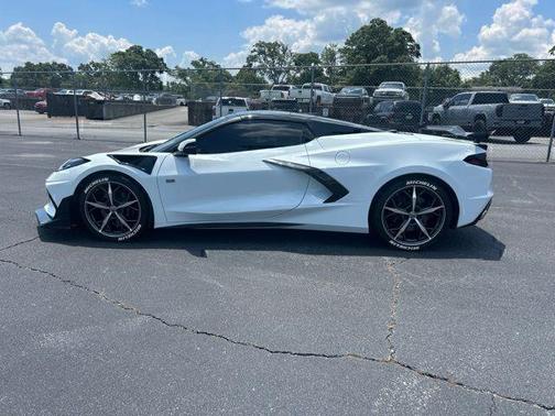 Arctic White 2021 Chevrolet Corvette Stingray w/3LT