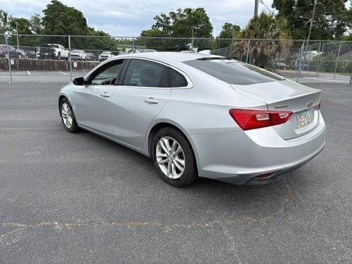 Silver Ice Metallic 2016 Chevrolet Malibu 1LT
