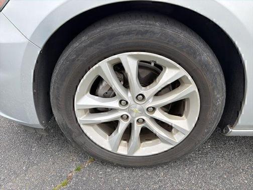 Silver Ice Metallic 2016 Chevrolet Malibu 1LT