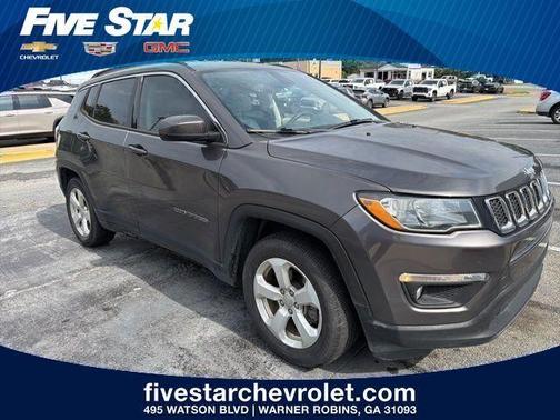 Granite Crystal Clearcoat Metallic 2019 Jeep Compass Latitude