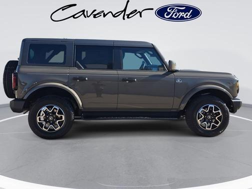 Gray 2026 Ford Bronco Outer Banks