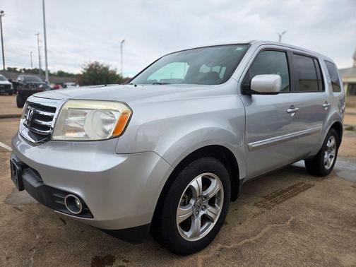 Alabaster Silver Metallic 2015 Honda Pilot EX