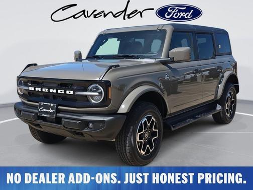 Gray 2026 Ford Bronco Outer Banks SUV