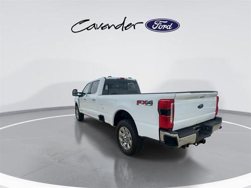 2025 Ford F-350 Lariat Super Duty