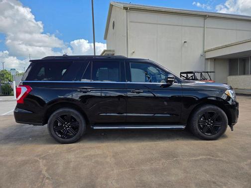 AGATE BLACK METALLIC 2020 Ford Expedition XLT