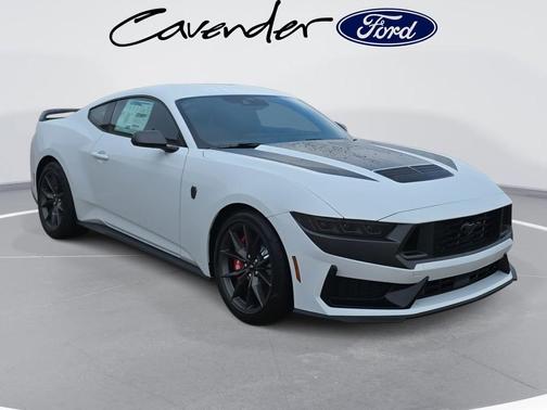 2026 Ford Mustang Dark Horse