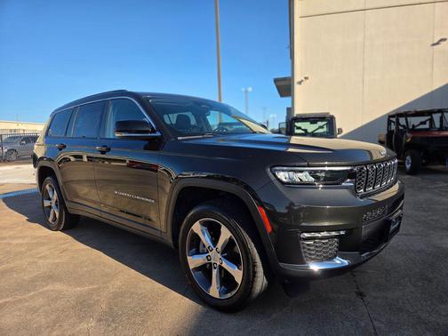 Rocky Mountain Pearlcoat 2022 Jeep Grand Cherokee L Limited
