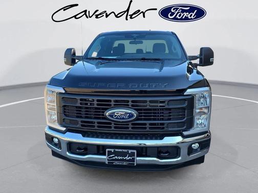 AGATE BLACK 2026 Ford F-350 XL