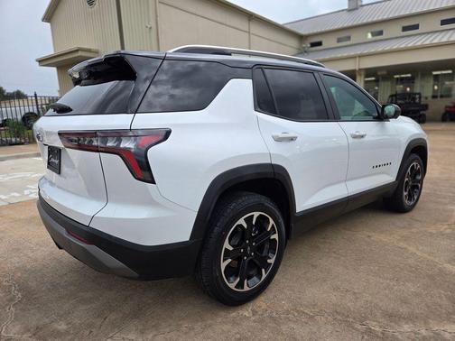 Summit White 2025 Chevrolet Equinox 1LT