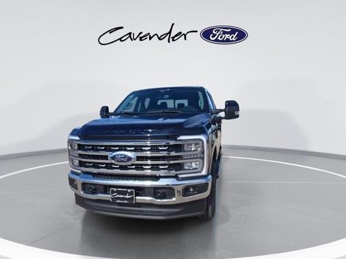 2025 Ford F-350 Lariat Super Duty