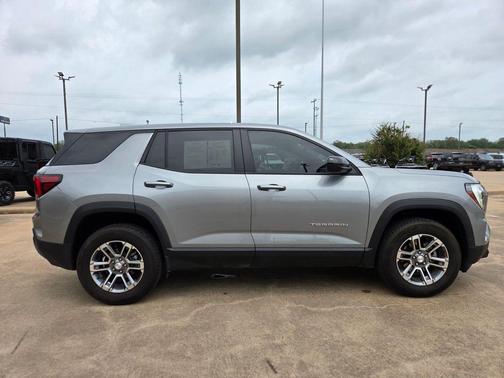 Sterling 2025 GMC Terrain Elevation