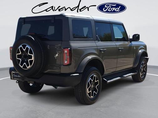 Gray 2026 Ford Bronco Outer Banks