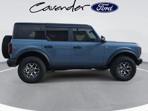 AZURE GRAY MET TRI-COAT 2025 Ford Bronco Badlands
