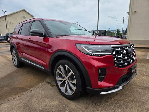 RAPID RED MET TINTED CC 2025 Ford Explorer Platinum