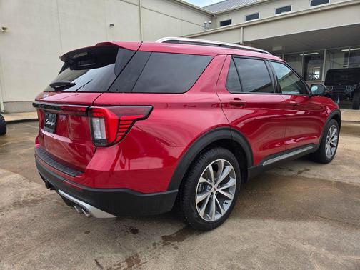 RAPID RED MET TINTED CC 2025 Ford Explorer Platinum