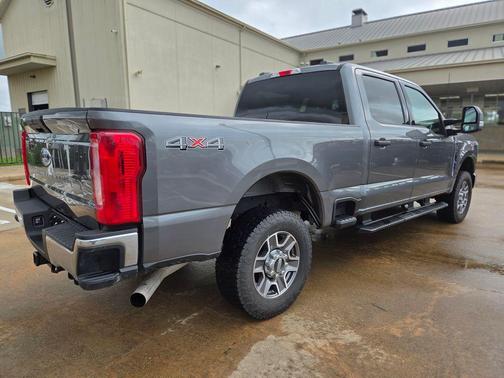 Carbonized Gray Metallic 2025 Ford F-250 XLT