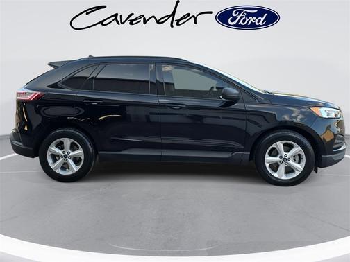 2020 Ford Edge SE