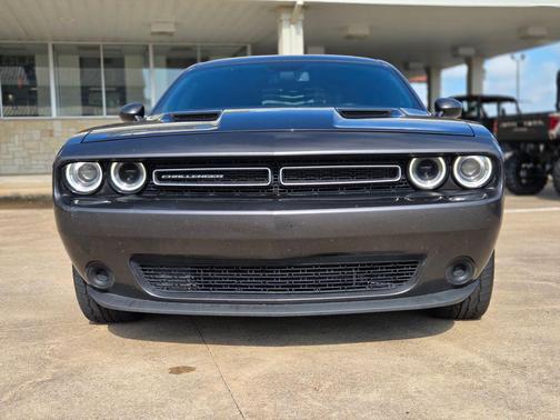 Granite Pearlcoat 2023 Dodge Challenger SXT