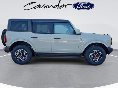 Tan 2026 Ford Bronco Outer Banks