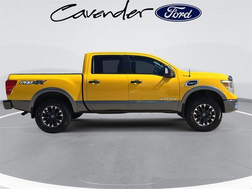 2017 Nissan Titan PRO-4X