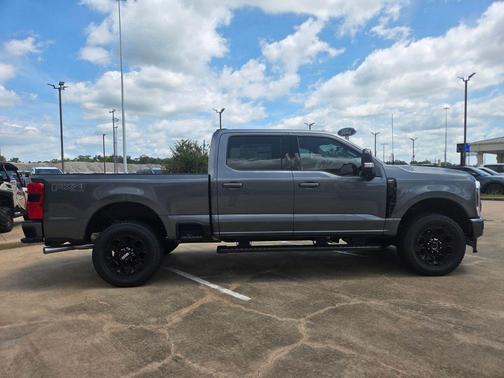 Carbonized Gray Metallic 2026 Ford F-250 Lariat