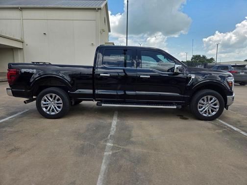 AGATE BLACK METALLIC 2025 Ford F-150 Lariat