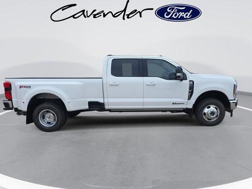 2025 Ford F-350 Lariat Super Duty