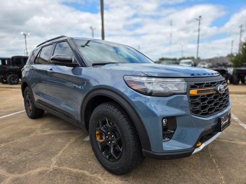 Vapor Blue Metallic 2026 Ford Explorer Tremor