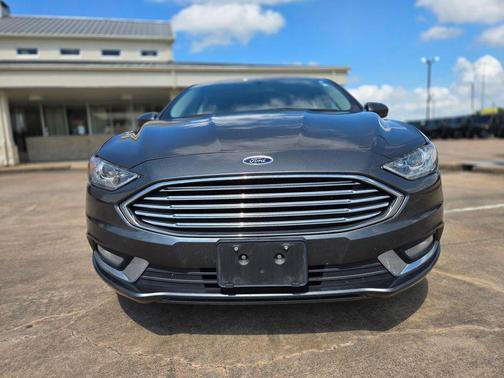 MAGNETIC 2018 Ford Fusion S
