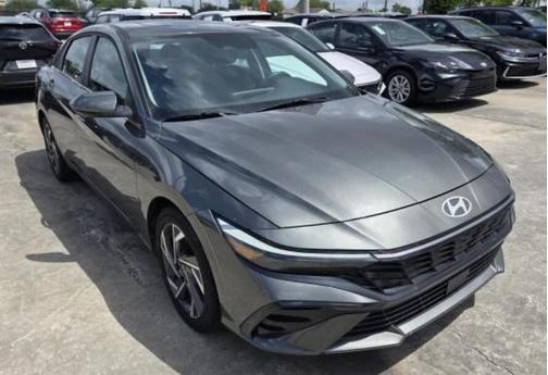 2025 Hyundai ELANTRA SEL Convenience