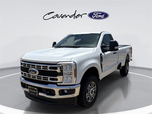 Oxford White 2025 Ford F-350 XLT Truck