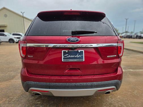 RUBY RED METALLIC TC 2016 Ford Explorer XLT