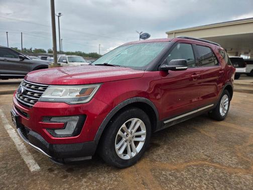 RUBY RED METALLIC TC 2016 Ford Explorer XLT