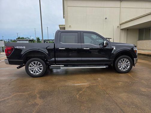 AGATE BLACK METALLIC 2025 Ford F-150 Lariat