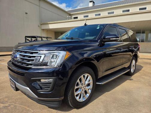 Antimatter Blue Metallic 2021 Ford Expedition XLT