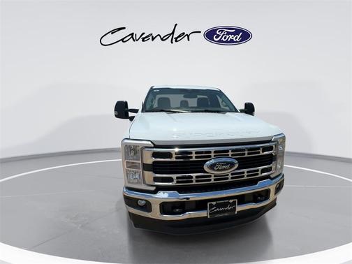2025 Ford F-350 XLT