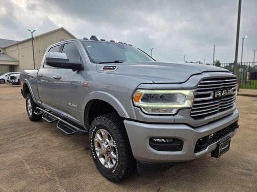 Billet Silver Metallic Clearcoat 2022 RAM 2500 Laramie Crew Cab 4x4 6'4' Box