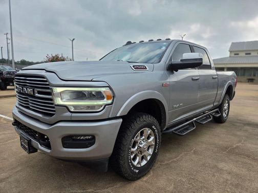 Billet Silver Metallic Clearcoat 2022 RAM 2500 Laramie Crew Cab 4x4 6'4' Box