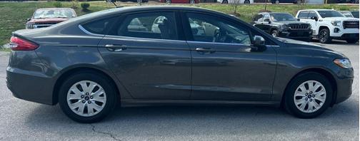 MAGNETIC METALLIC 2019 Ford Fusion S